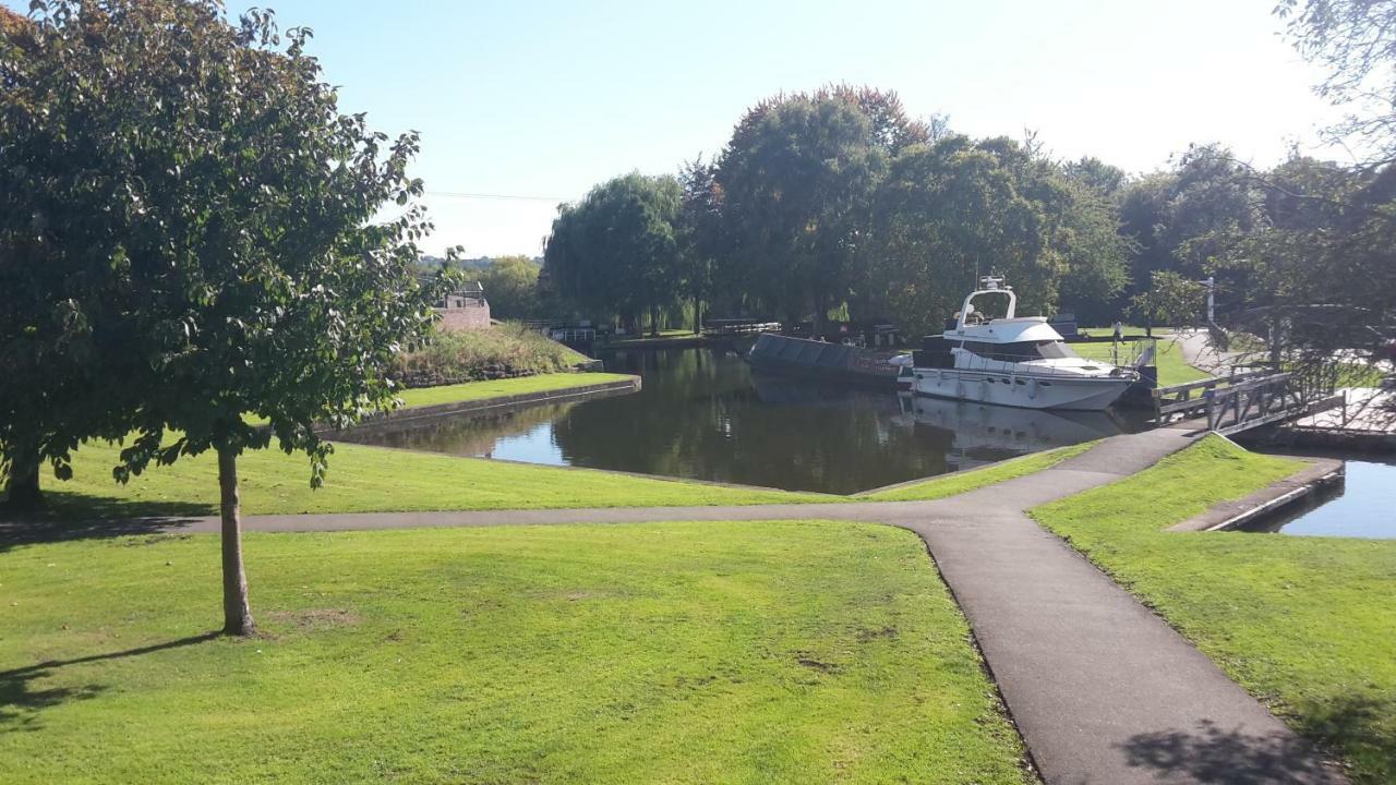 River View Apartment Stourport Kültér fotó